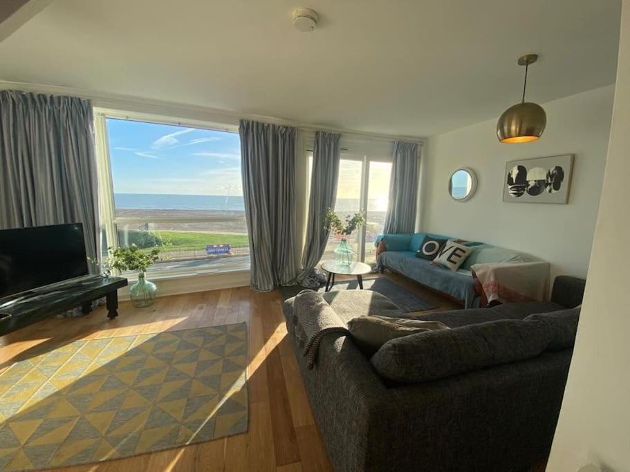 Central Sea View Maisonette 哈斯丁 外观 照片